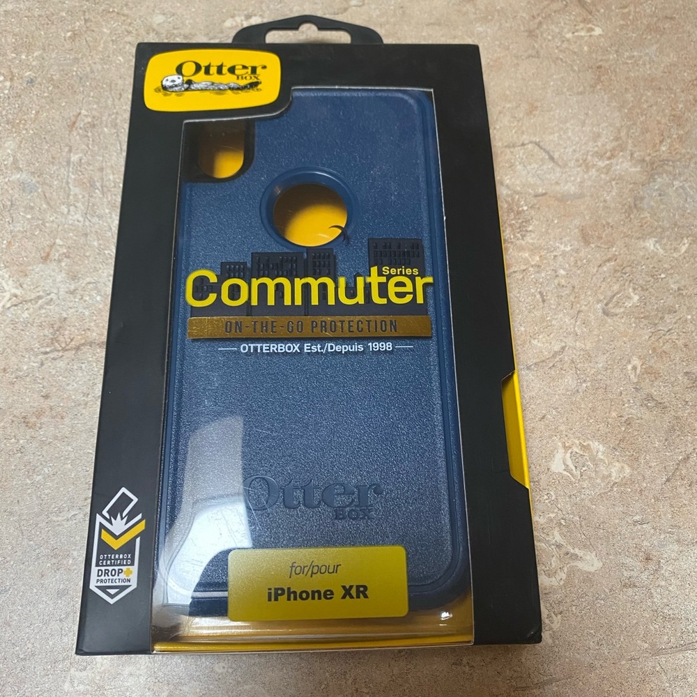 iPhone XR Otterbox case
